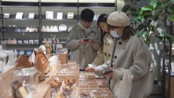 李強︰著力擴大內需 促進消費穩定增長