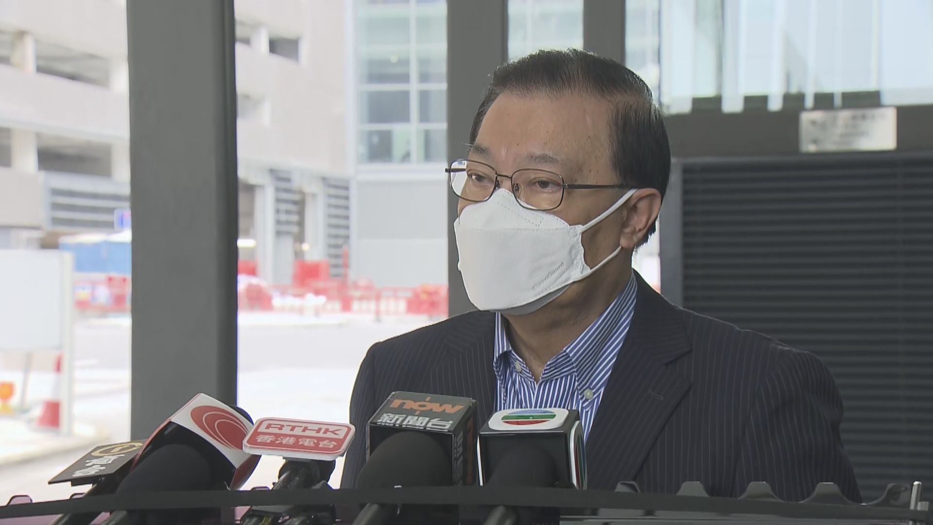 譚耀宗︰若參選資格無要求　毋須申報外國國籍