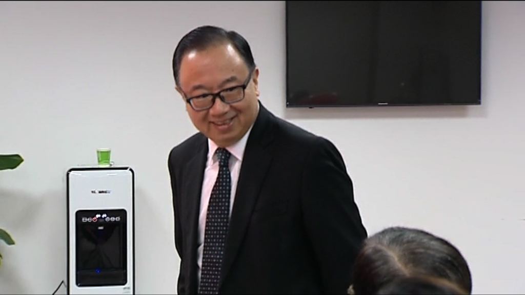 廖長江及馬逢國報名參選人大