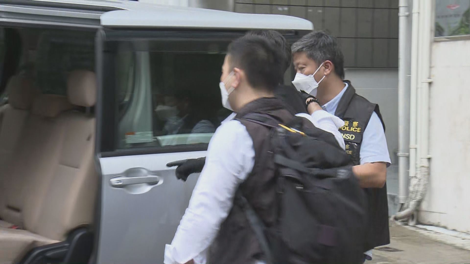 賢學思政案國安處拘捕多一名19歲女子　據悉發言人黃沅琳自首