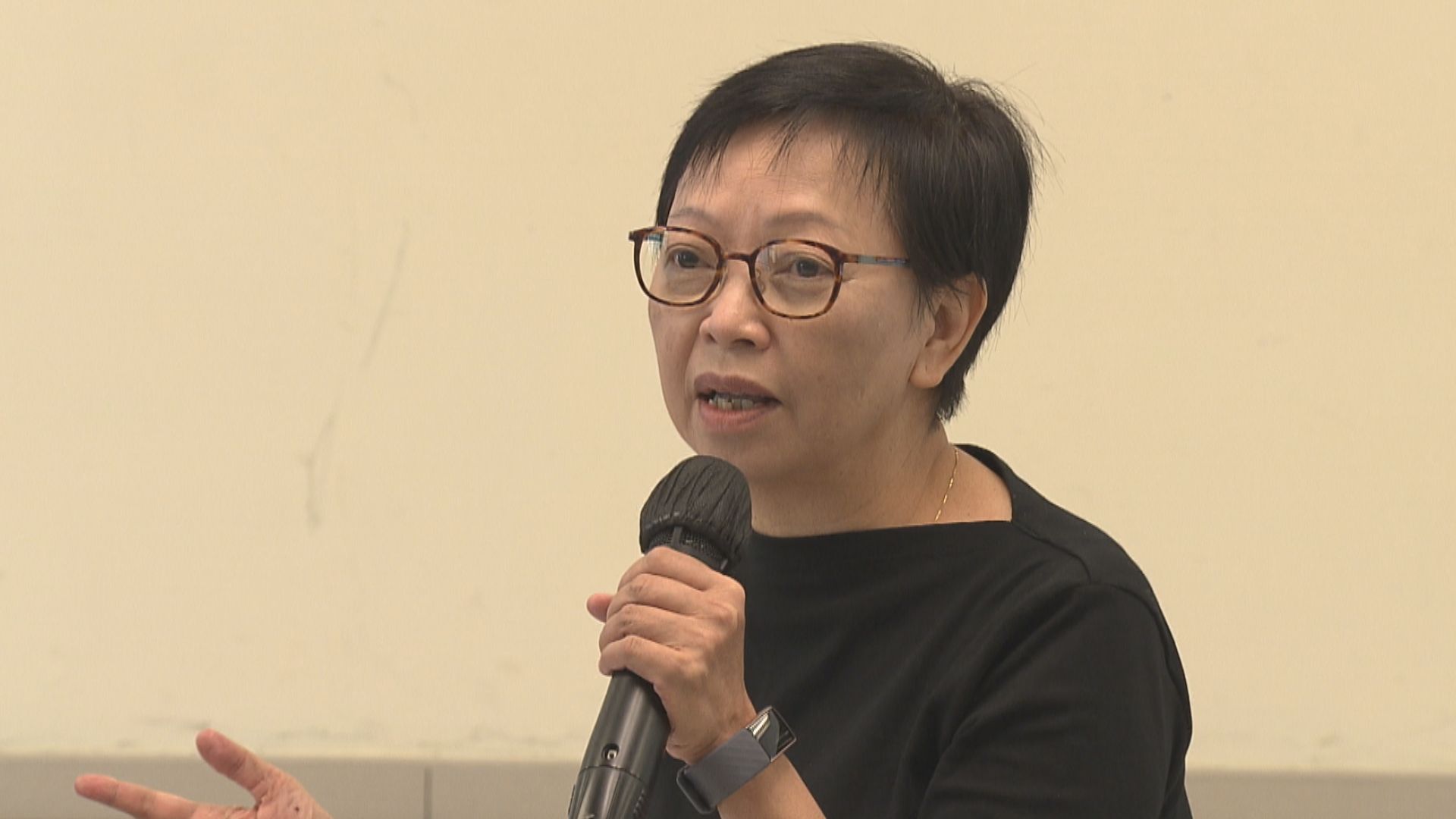 消息：正在服刑612基金信託人何秀蘭亦被拘捕