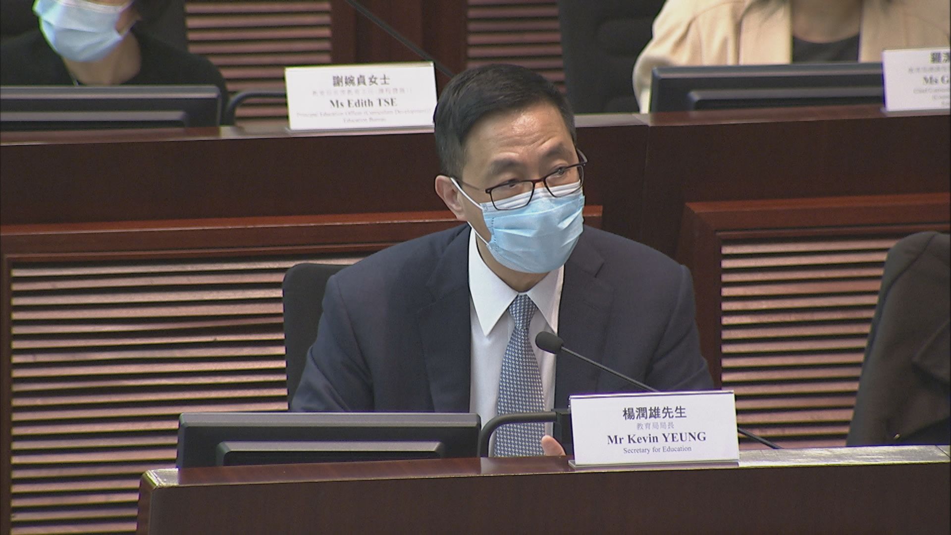 楊潤雄：教育局正研究在各科滲入國家安全教育