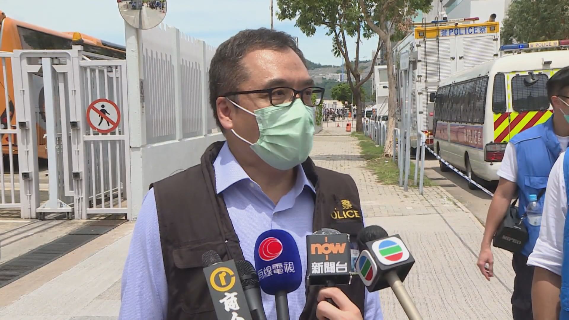 李桂華指根據法庭手令搜查　避搜新聞材料