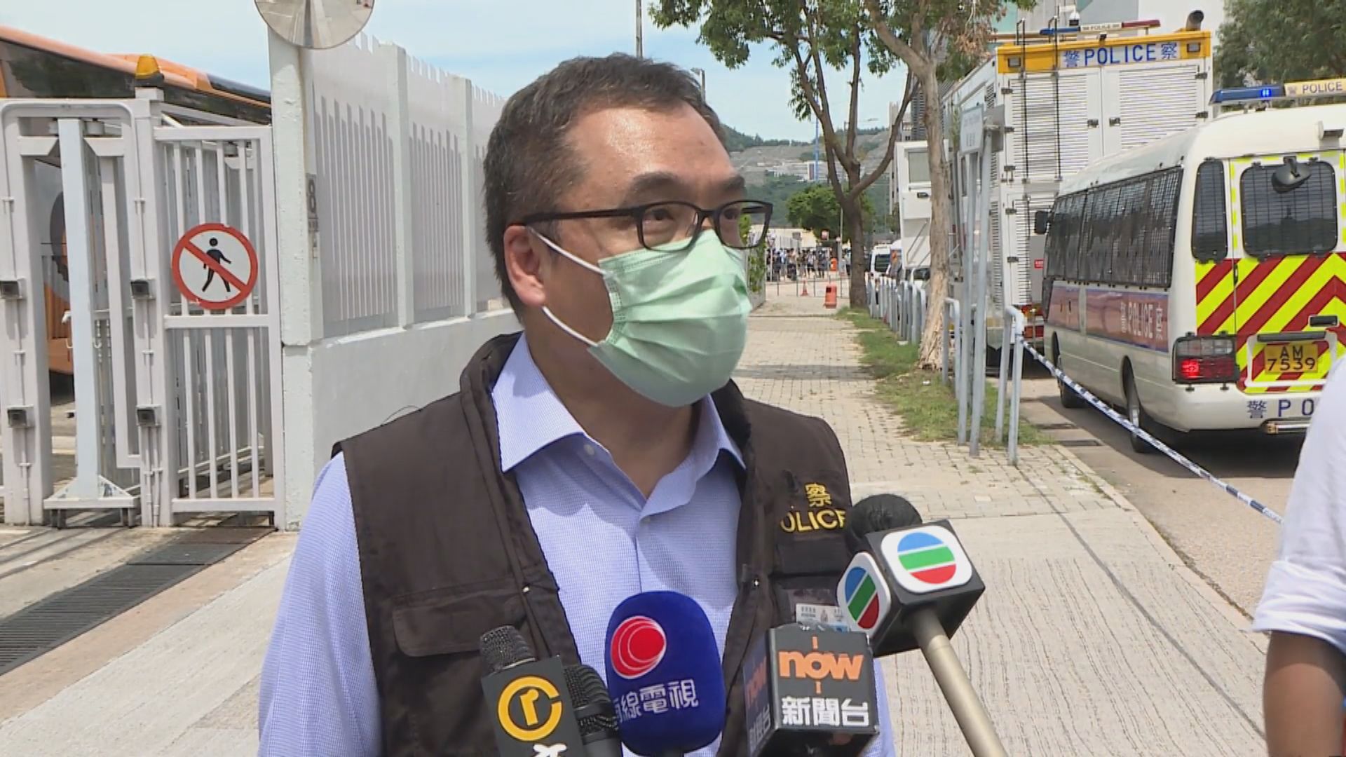 李桂華：搜查編採部是由於被捕者辦公室位於同一樓層