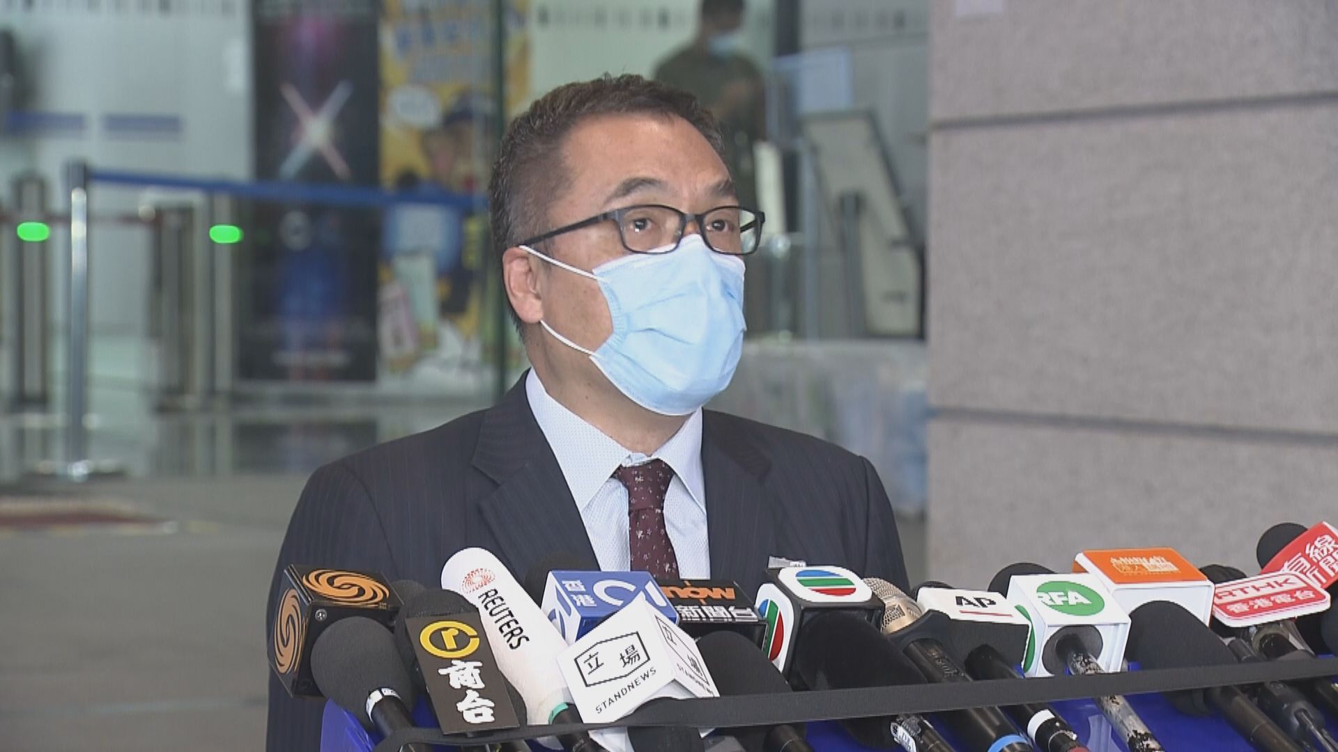 國安處指賢學思政曾呼籲勿用安心出行及發布危害國安言論