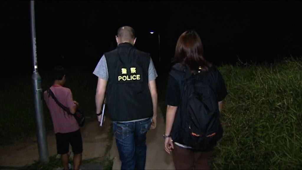 南生圍縱火案　探員進行問卷調查