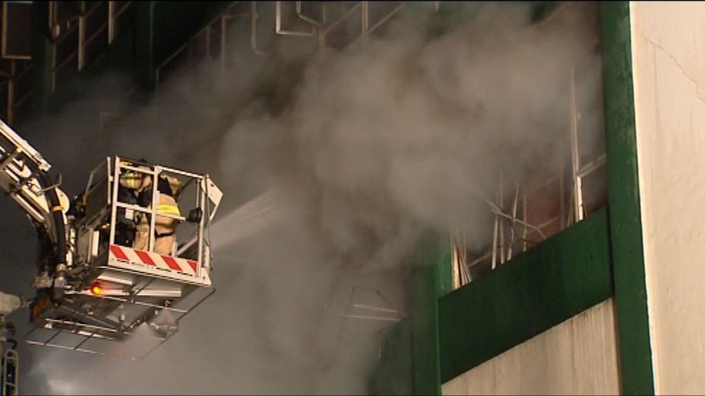 牛頭角迷你倉四級火　1名高級消防隊長殉職