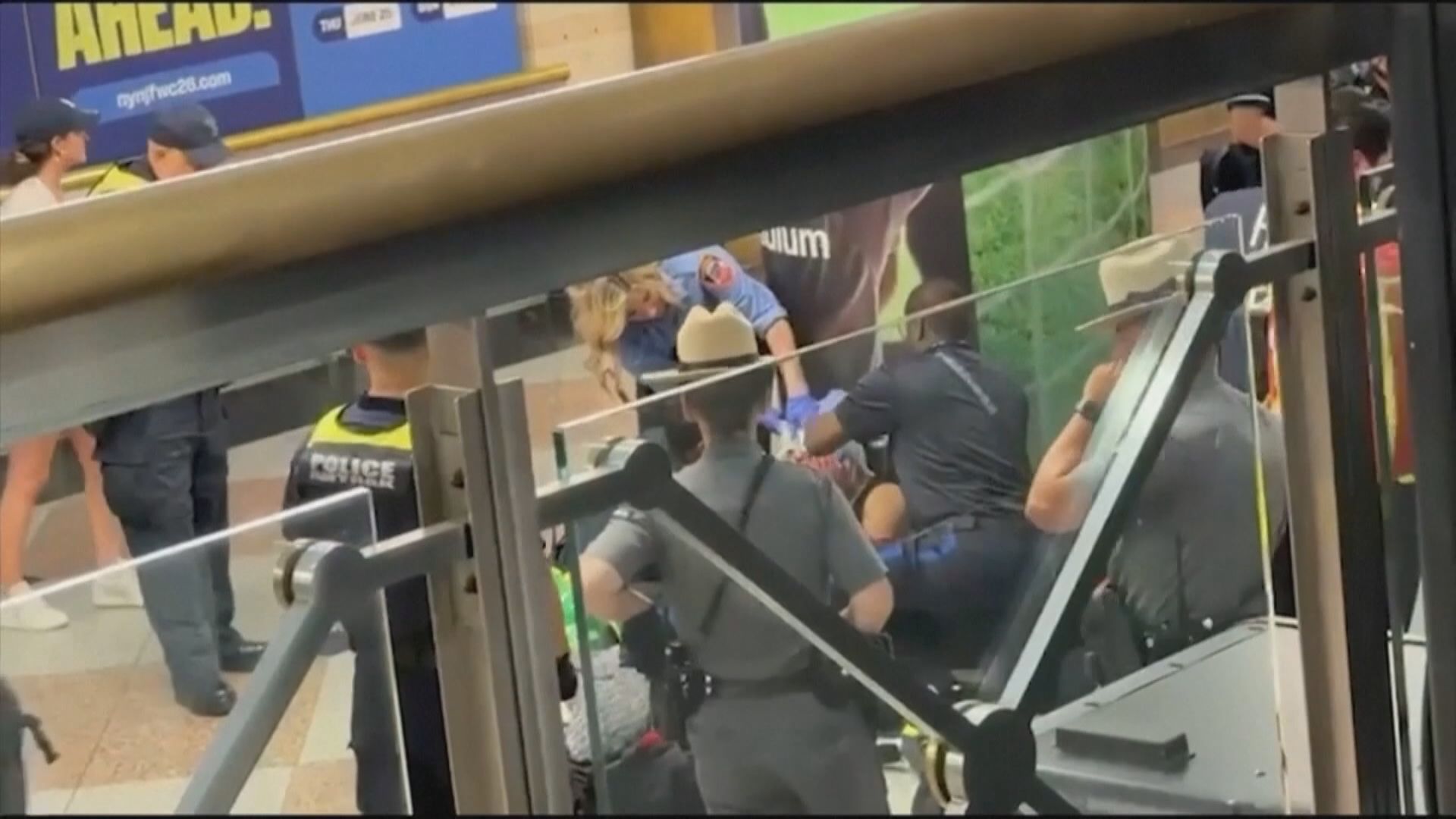 美國紐約車站發生持刀襲擊　6人傷