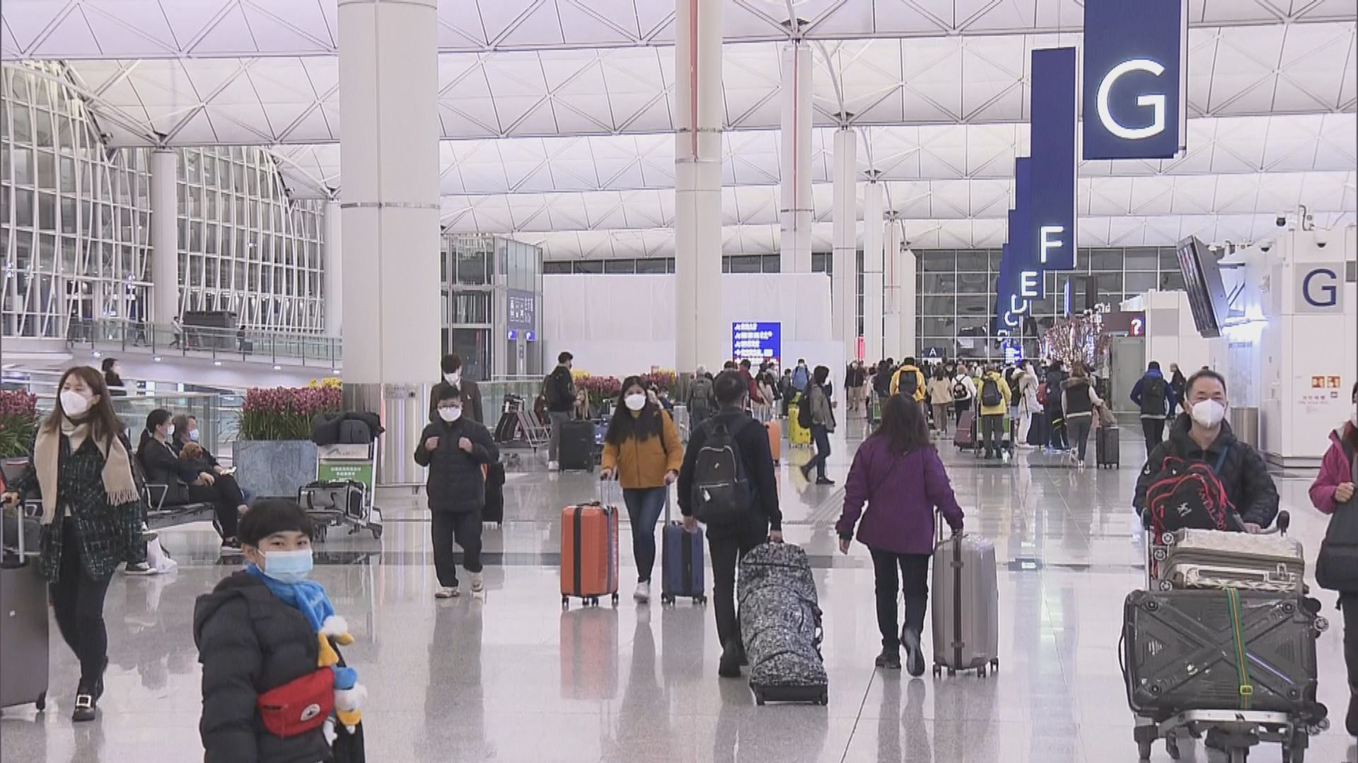 市民外遊度歲　旅行社：機票加價團費貴兩至四成 