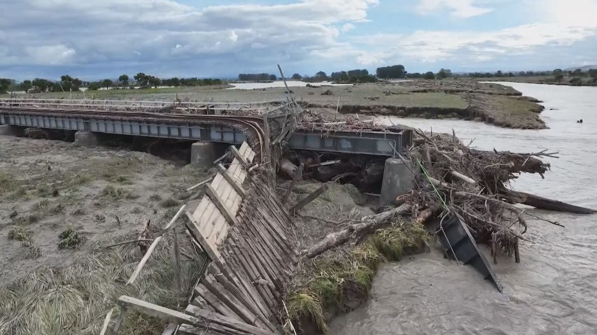 新西蘭風災仍有逾二千人失聯　當局延長全國緊急狀態七日