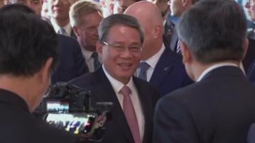 李強參觀新西蘭恆天然總部 稱支持外企在華更好發展