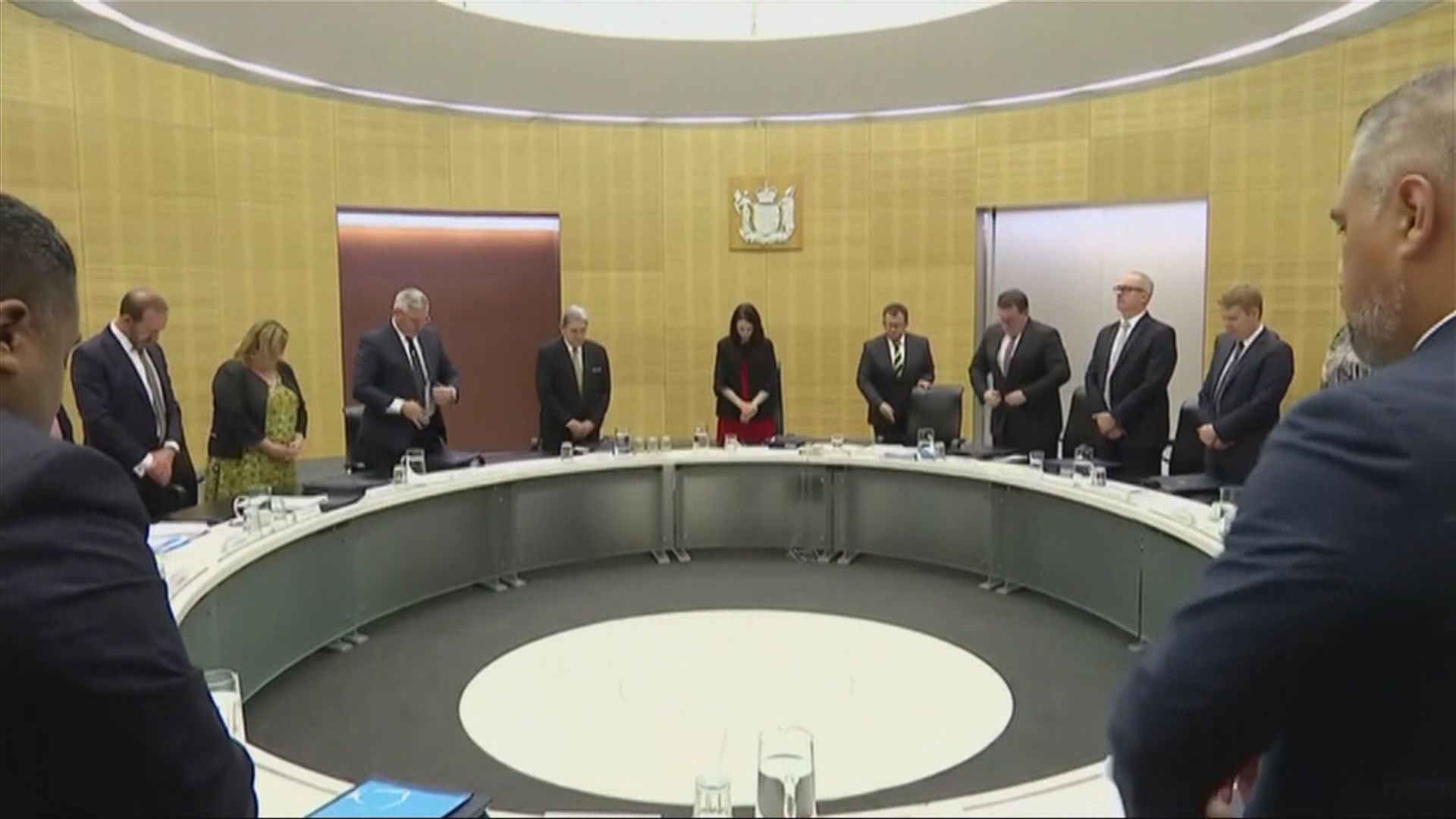 新西蘭舉行默哀儀式悼念懷特島火山死難者