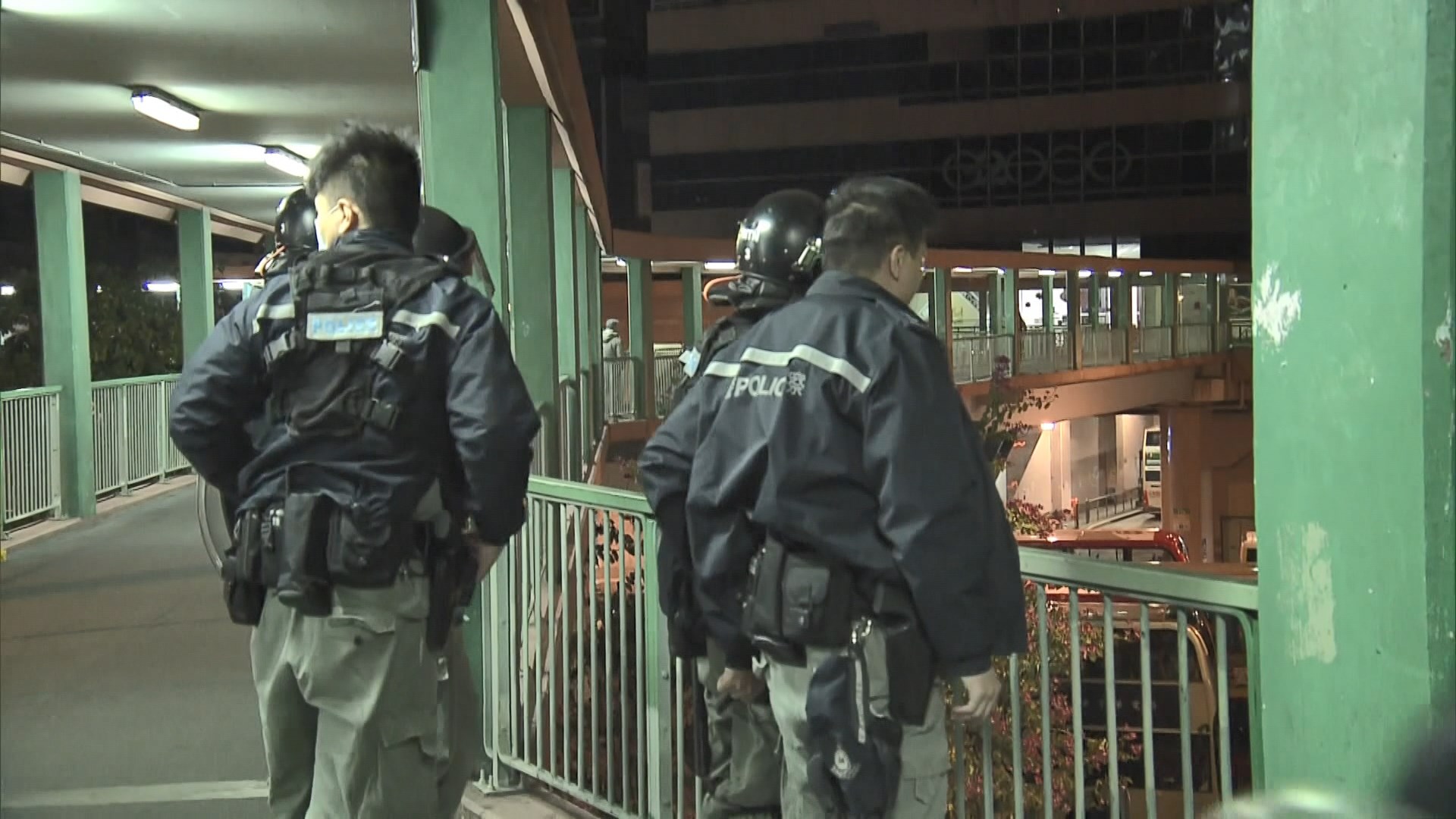 港鐵上水站及大學站一度有雜物阻路軌