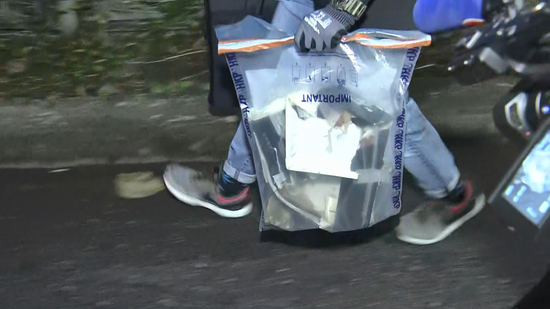 大埔墟站附近路軌發現可疑物品　東鐵綫服務一度受阻