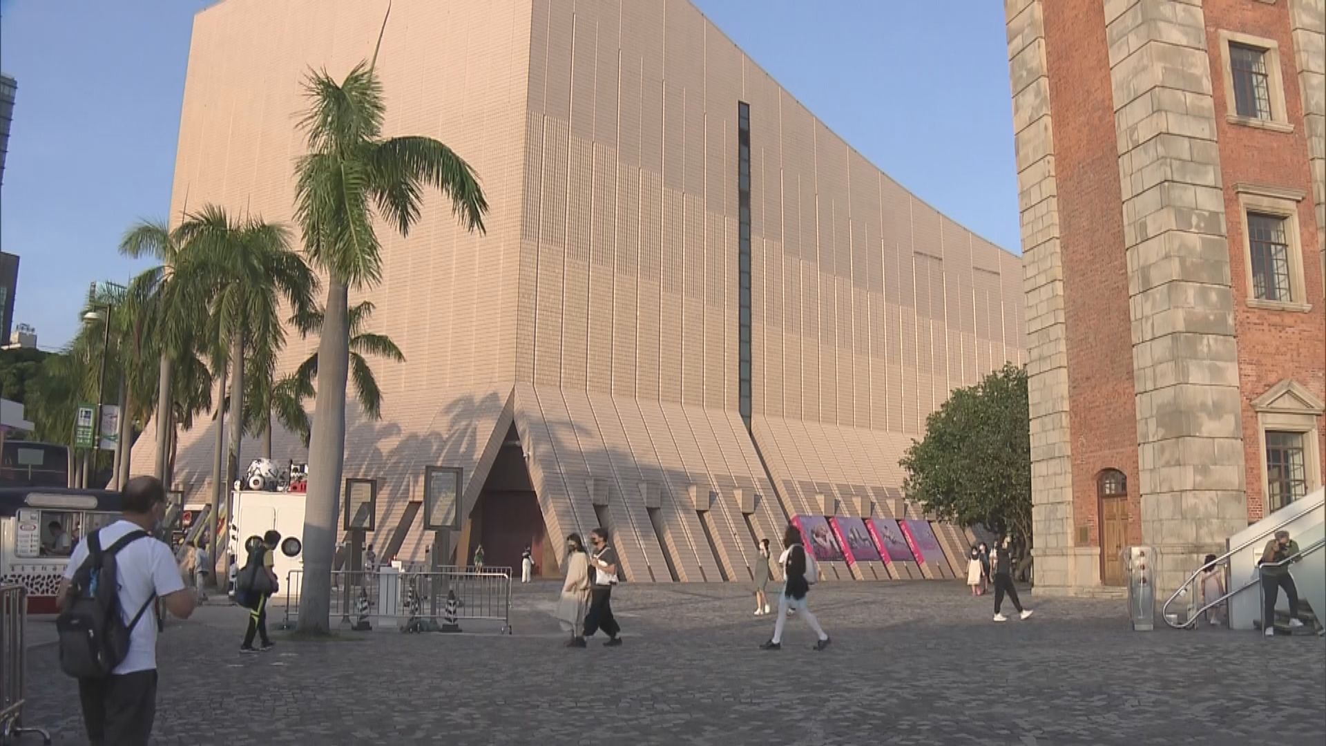 天文台：圓規今晚進入本港八百公里會改發三號信號