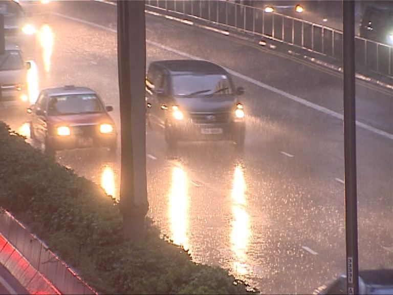 港島區天氣傍晚起轉壞