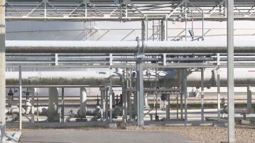 油價急升　關注伊朗會否關閉霍爾木茲海峽