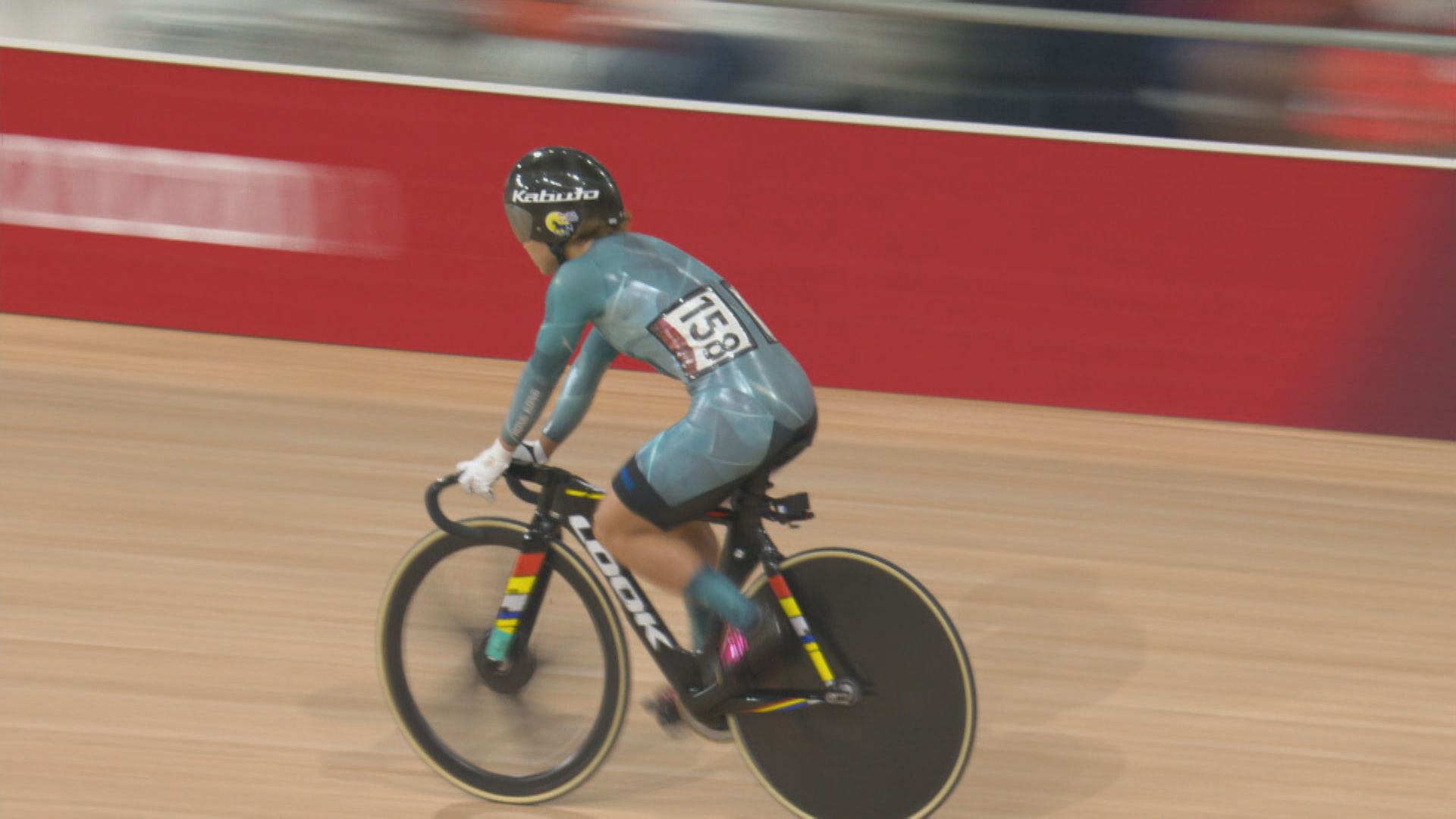 女子爭先賽　李慧詩躋身八強