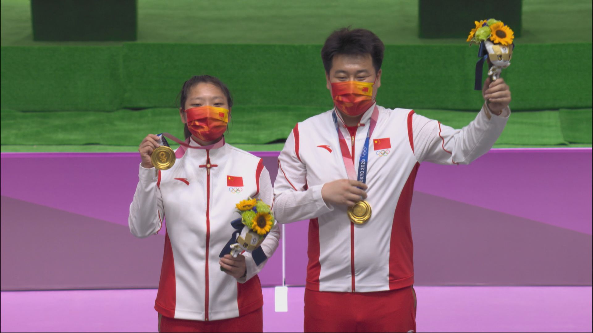 十米氣步槍混合隊際　楊倩和楊皓然奪金