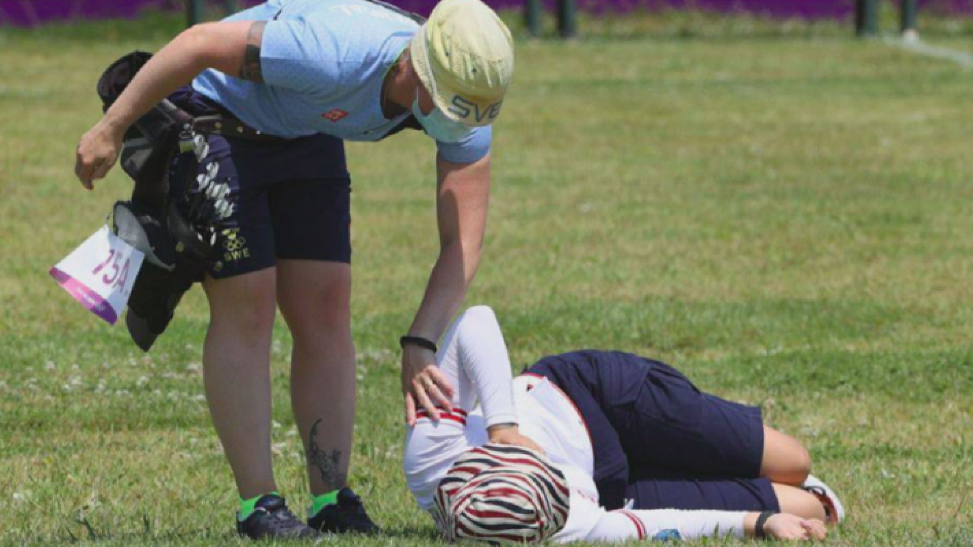 俄奧委女箭手日前比賽後中暑暈倒