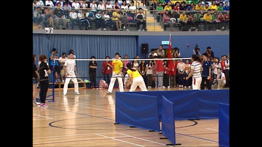 金牌運動員訪港加添羽毛球示範