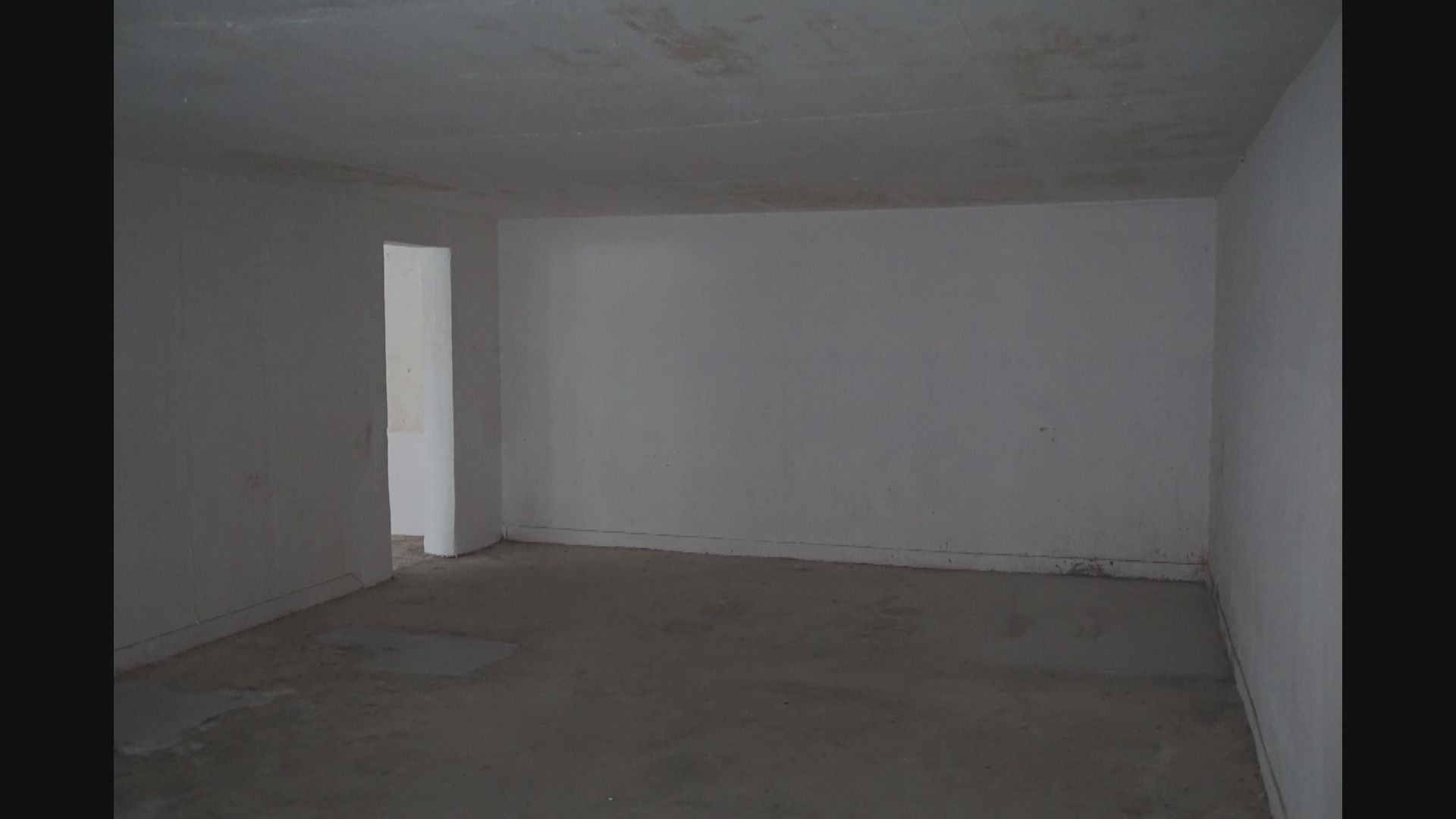 公屋儲物室四成空置　浪費11萬呎