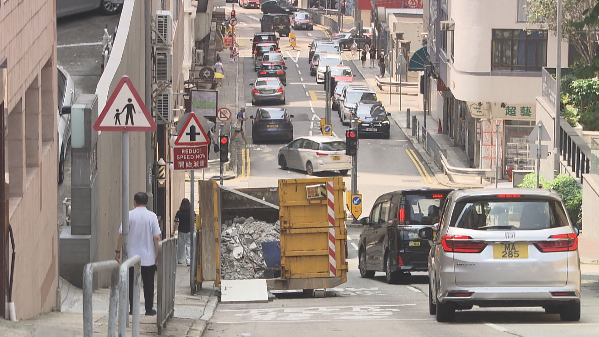 申訴署發現環保署對非法棄置建築廢物檢控率極低