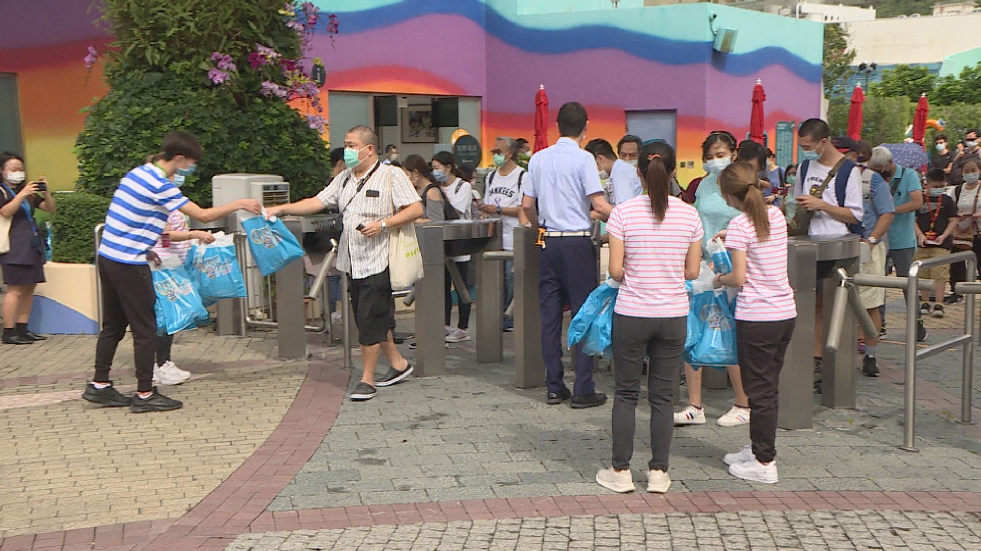 海洋公園明日重新開放　今日下午五時開始接受預約