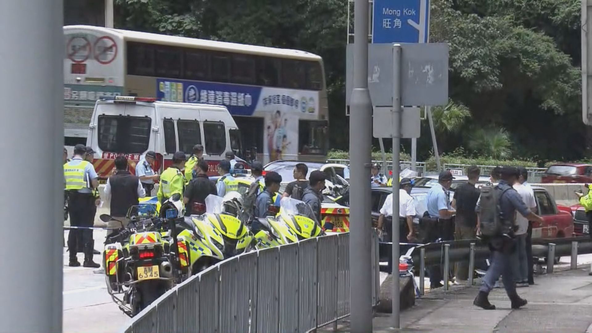 警員公主道截查車輛遇反抗 開兩槍制服司機