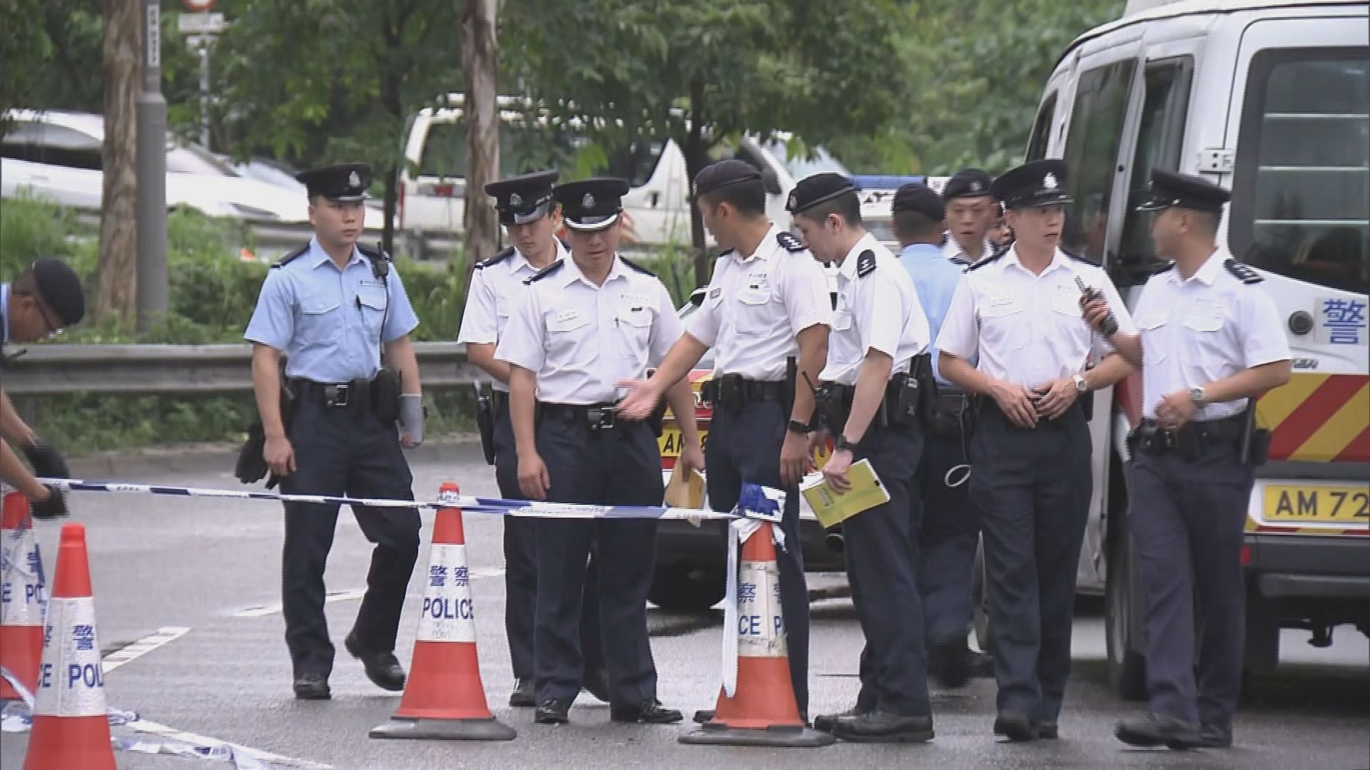 消息：警方在大埔廣福邨尋獲懷疑中彈寶馬