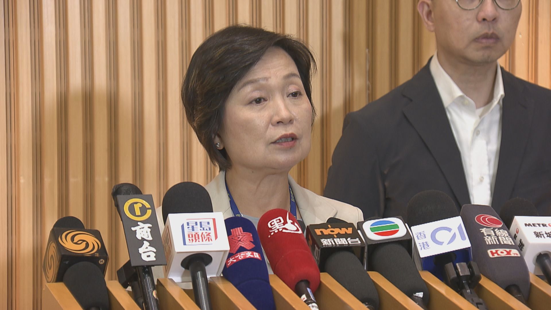 蔡若蓮就誤發派位短訊致歉　籲家長以周三發放的派位結果為準