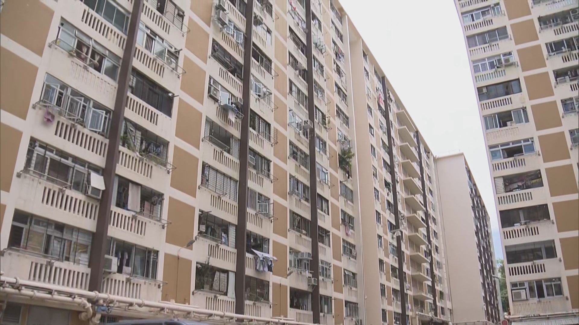 林鄭月娥：將有100萬個以上單位應市　但需時20至25年