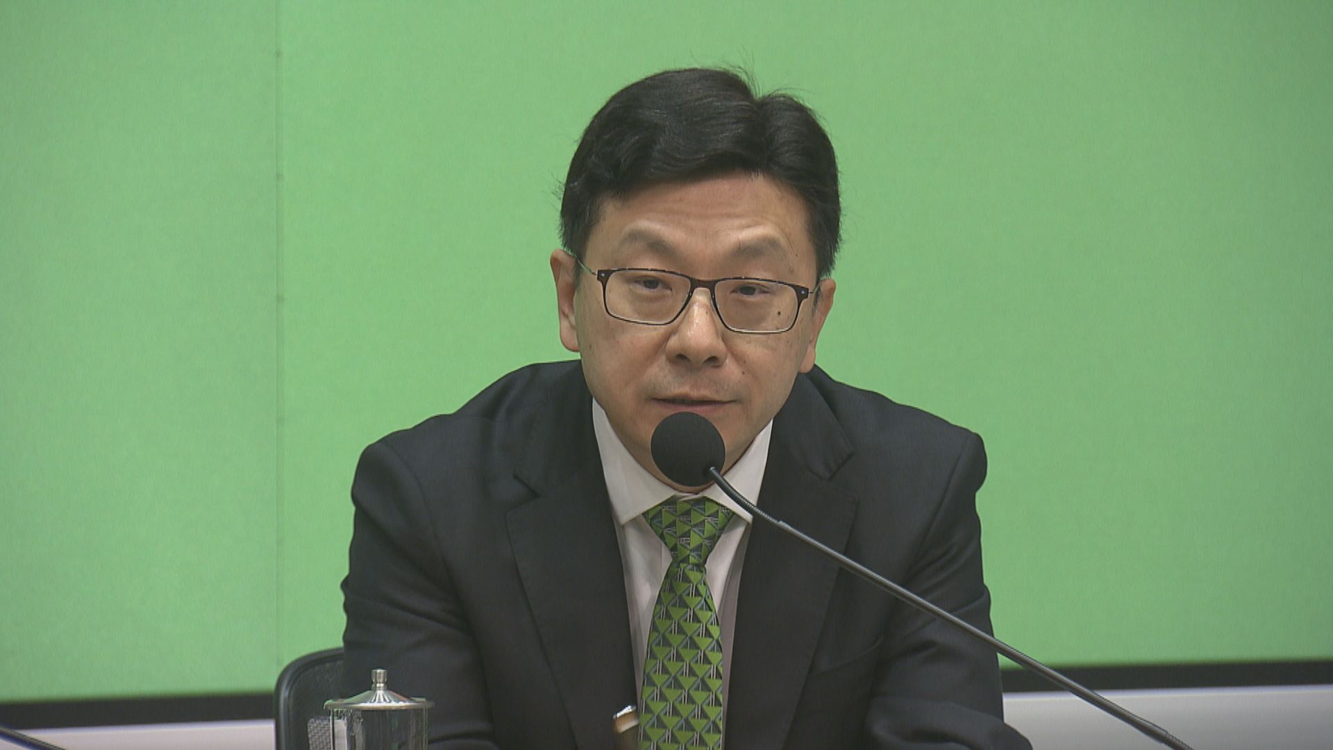 施政報告｜收緊輸入侍應生及初級廚師補充勞工要求　孫玉菡：因時制宜本地工人優先就業