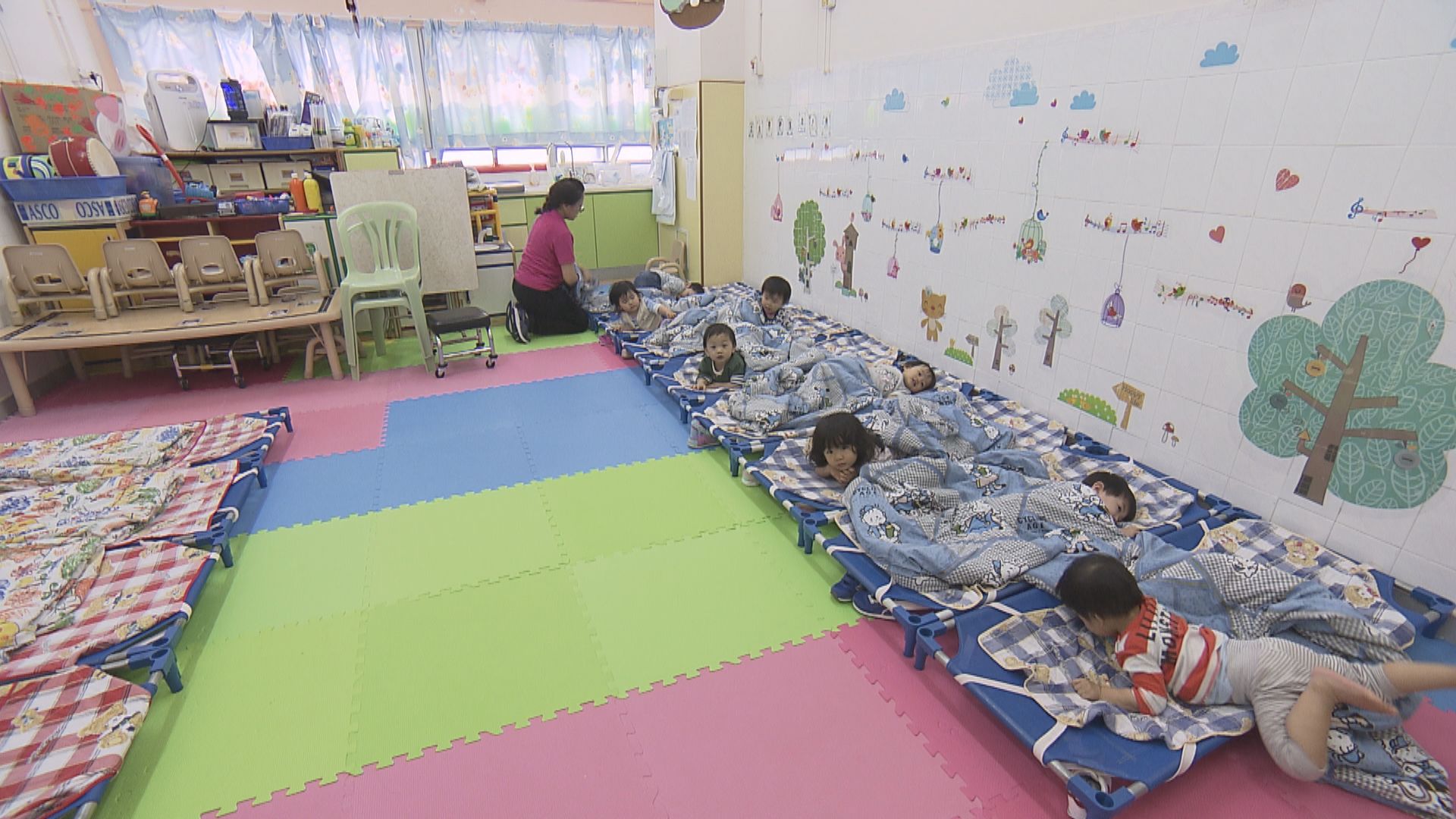 【施政報告】新生嬰賞兩萬元 居屋優先揀樓公屋加快上樓