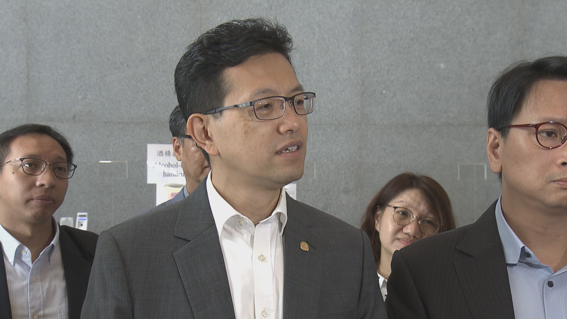 多個政黨和議員提交施政報告建議 工聯會倡延長產假至16周