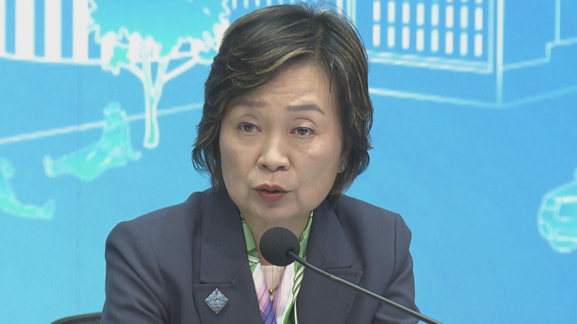 施政報告｜教育局推中小學「匯流升級」　蔡若蓮：有別收生不足救校合併　整合資源做大做強