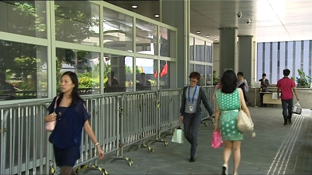 政府下年度增公務員編制不少於3%