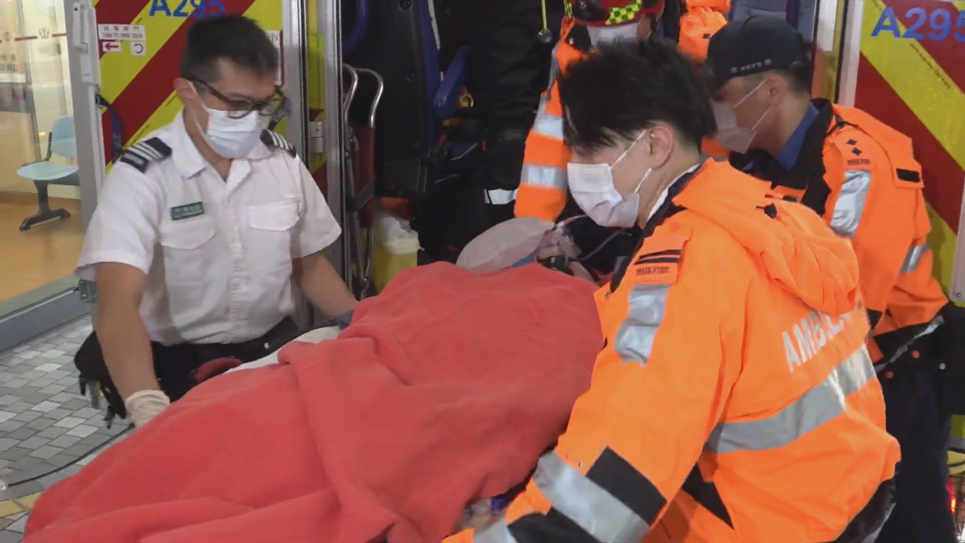 上水地盤工人疑失平衡跌倒　遭鐵枝插傷下顎送院