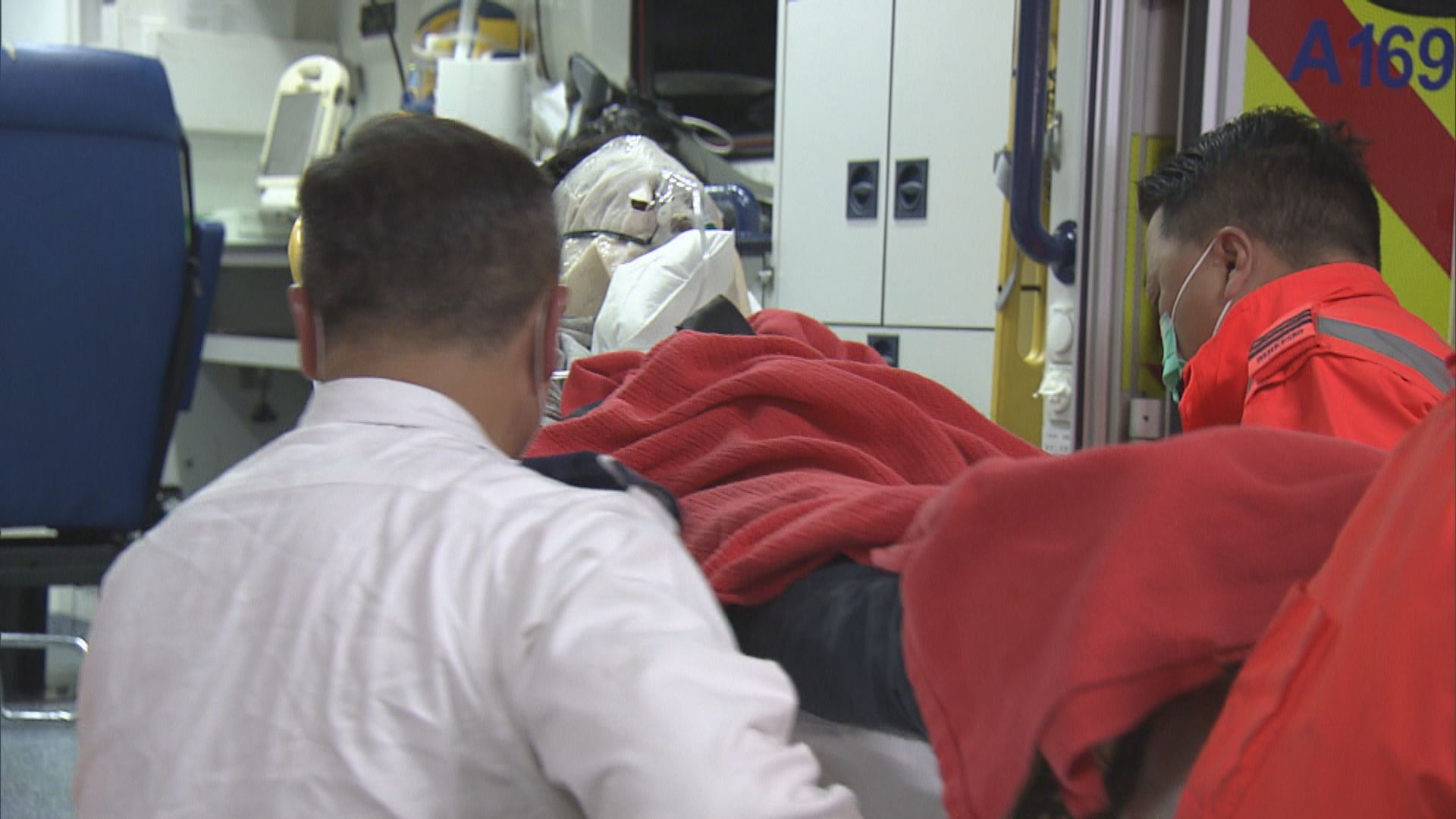 灣仔工業意外一名工人燒傷送院