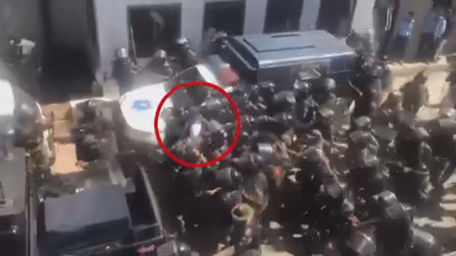 巴基斯坦反貪部門拘捕伊姆蘭汗