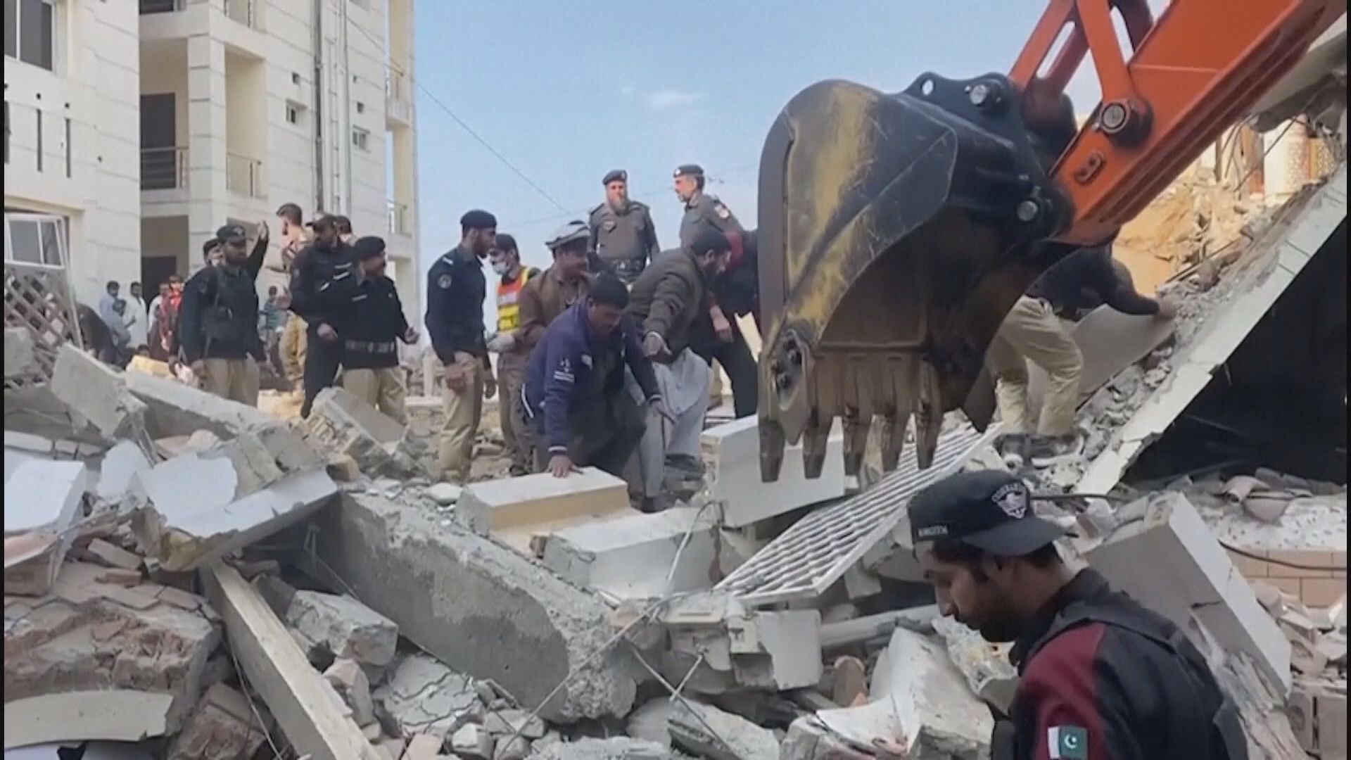 巴基斯坦白沙瓦清真寺爆炸　增至83死數十傷