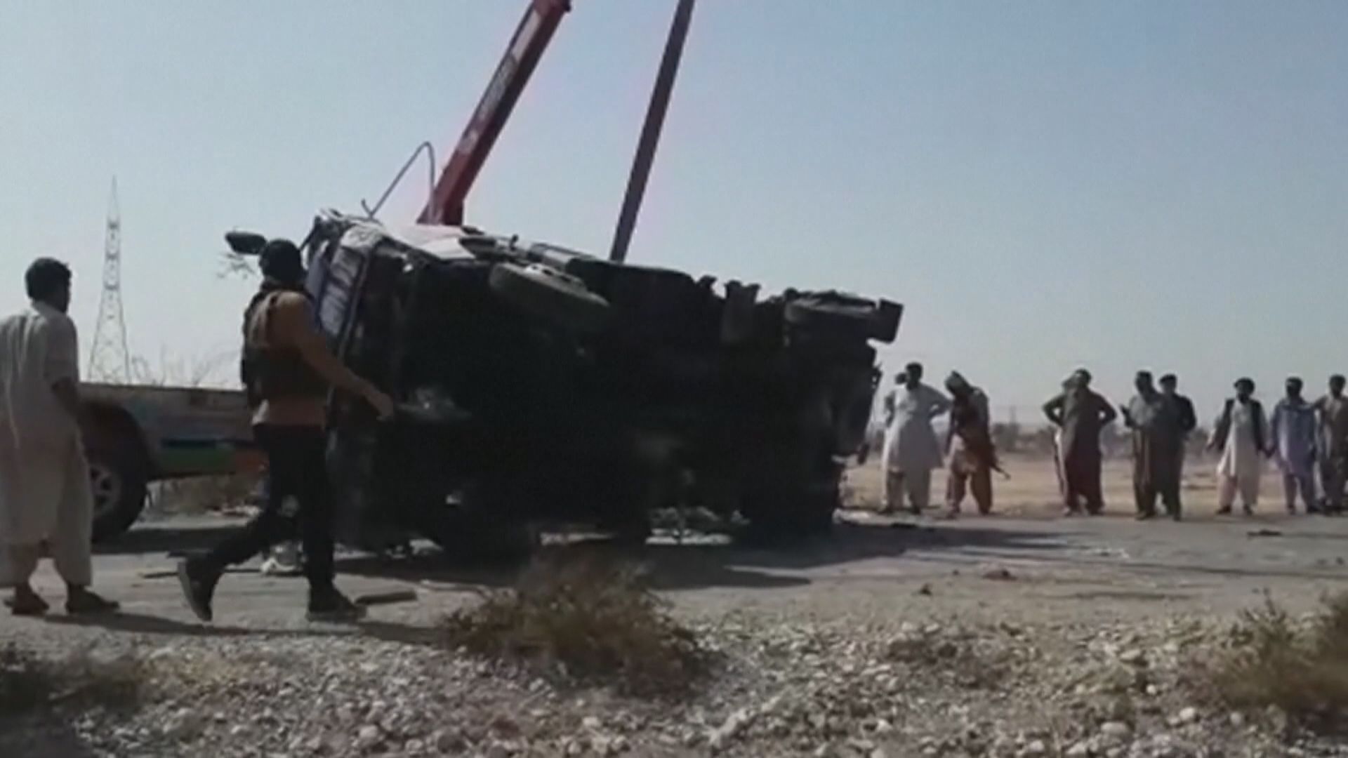 巴基斯坦自殺炸彈襲擊最少10死　「伊斯蘭國」承認責任