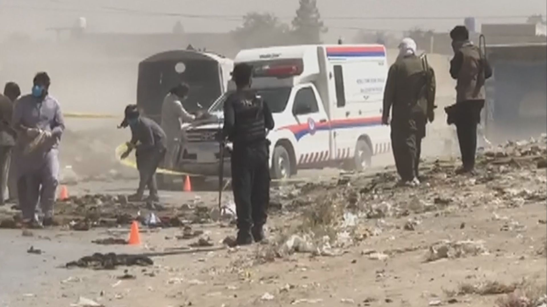 巴基斯坦兩座清真寺遭受自殺式炸彈襲擊 逾百死傷