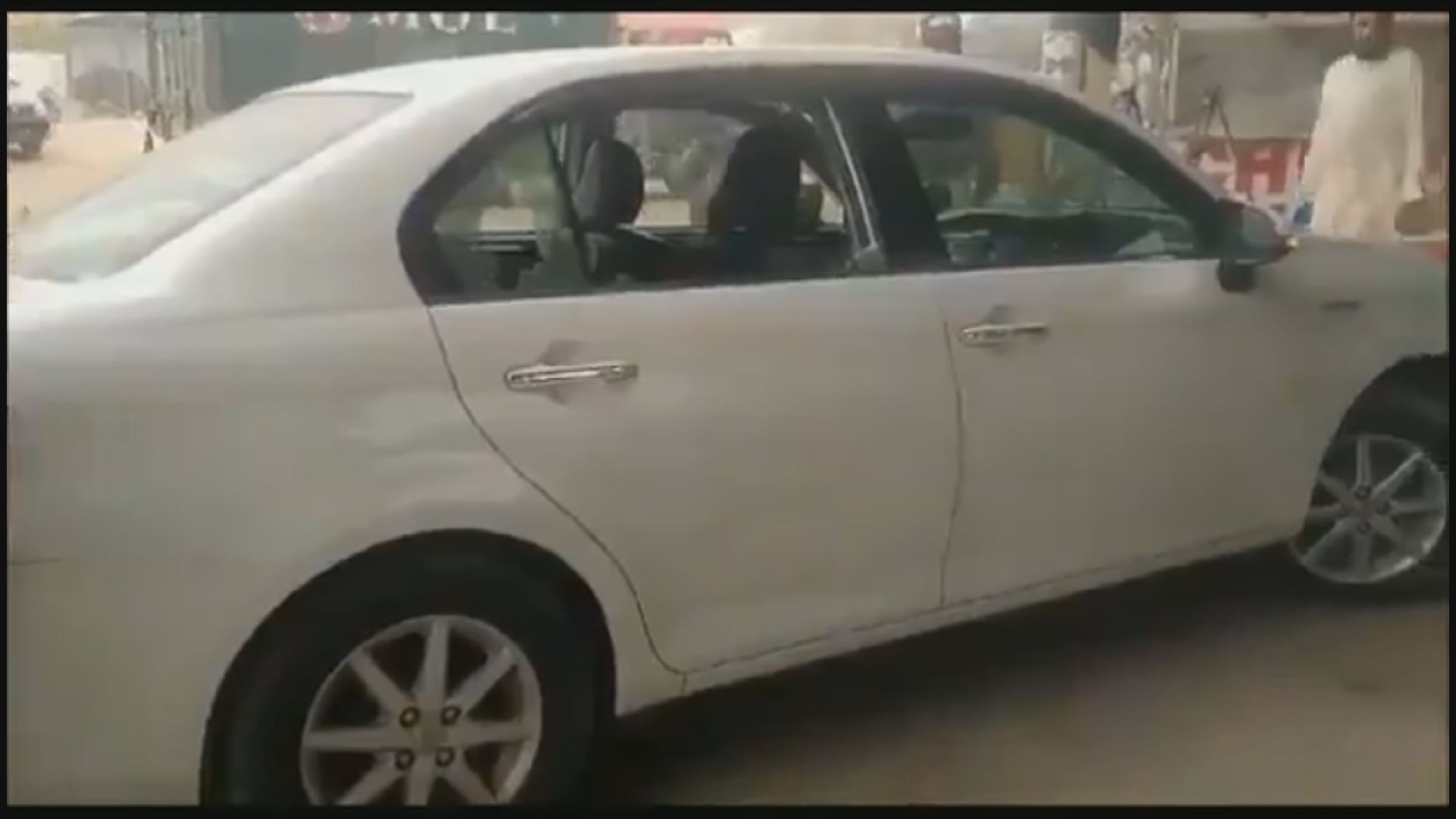 再有中國工人於巴基斯坦遇襲中槍受傷