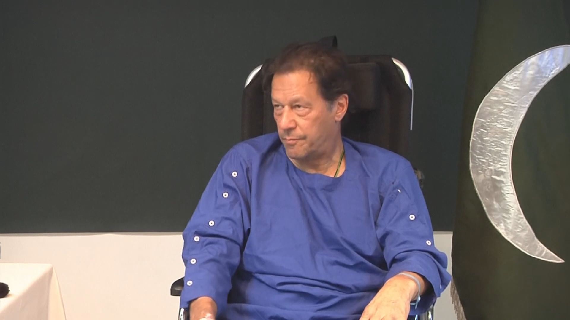 伊姆蘭汗號召周二恢復大遊行　夏巴茲稱若涉及中槍事件就會辭職