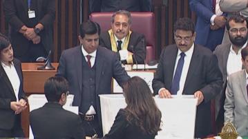 巴基斯坦前總統扎爾達里再次當選總統