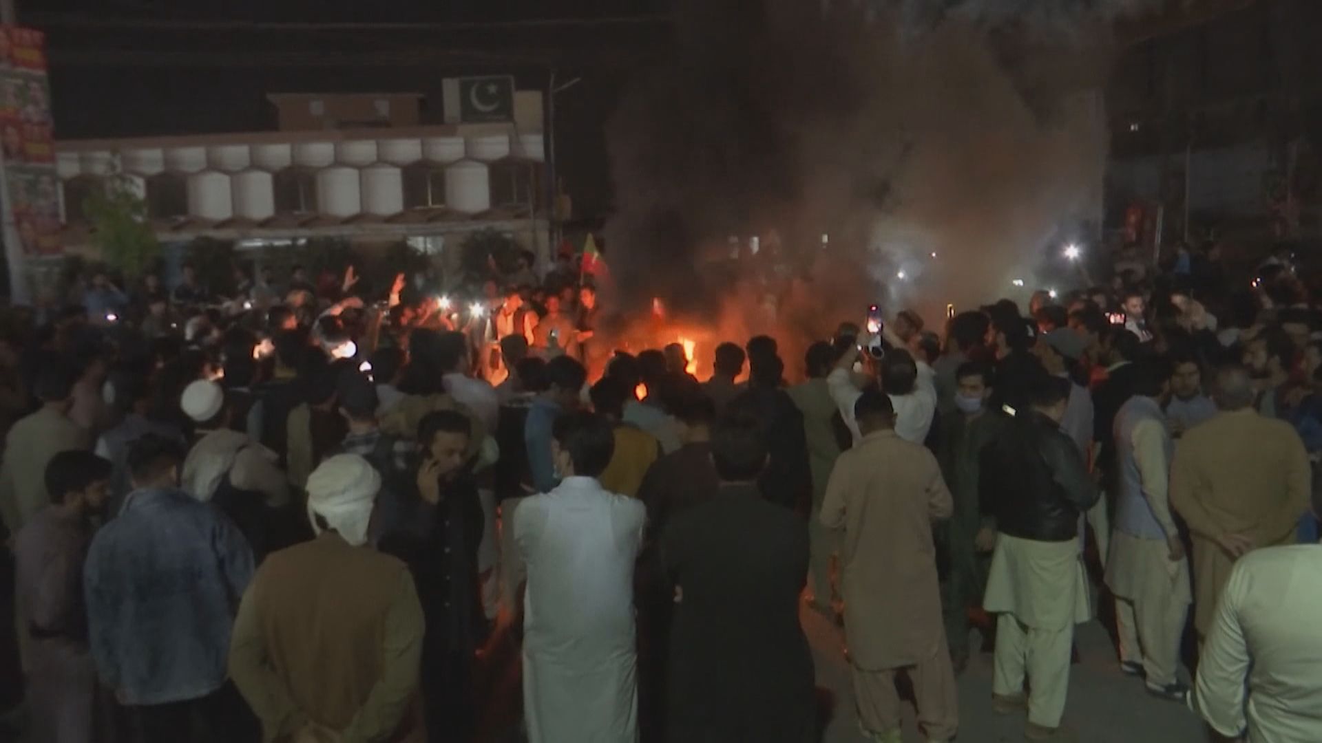 巴基斯坦前總理伊姆蘭汗中槍受傷　疑犯承認單獨犯案