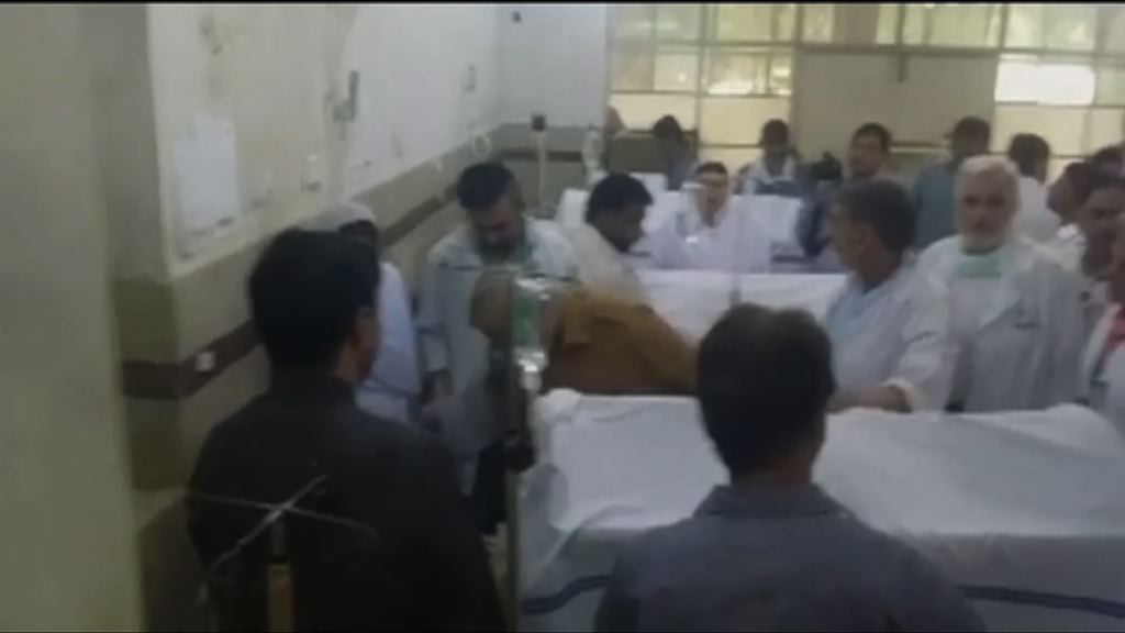 巴基斯坦運油車爆炸多人傷亡