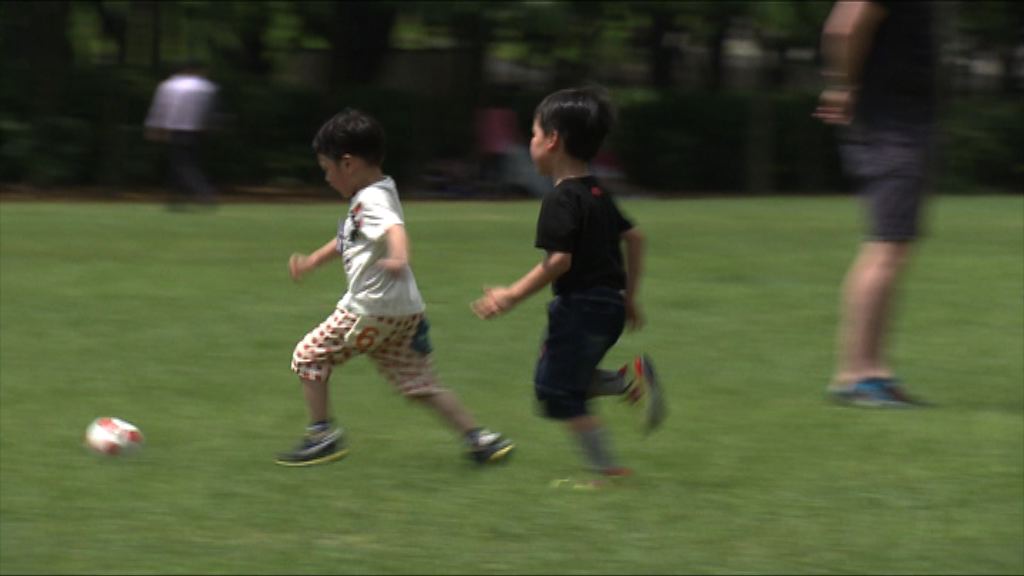 調查：家長為子女安排暑期計劃感壓力