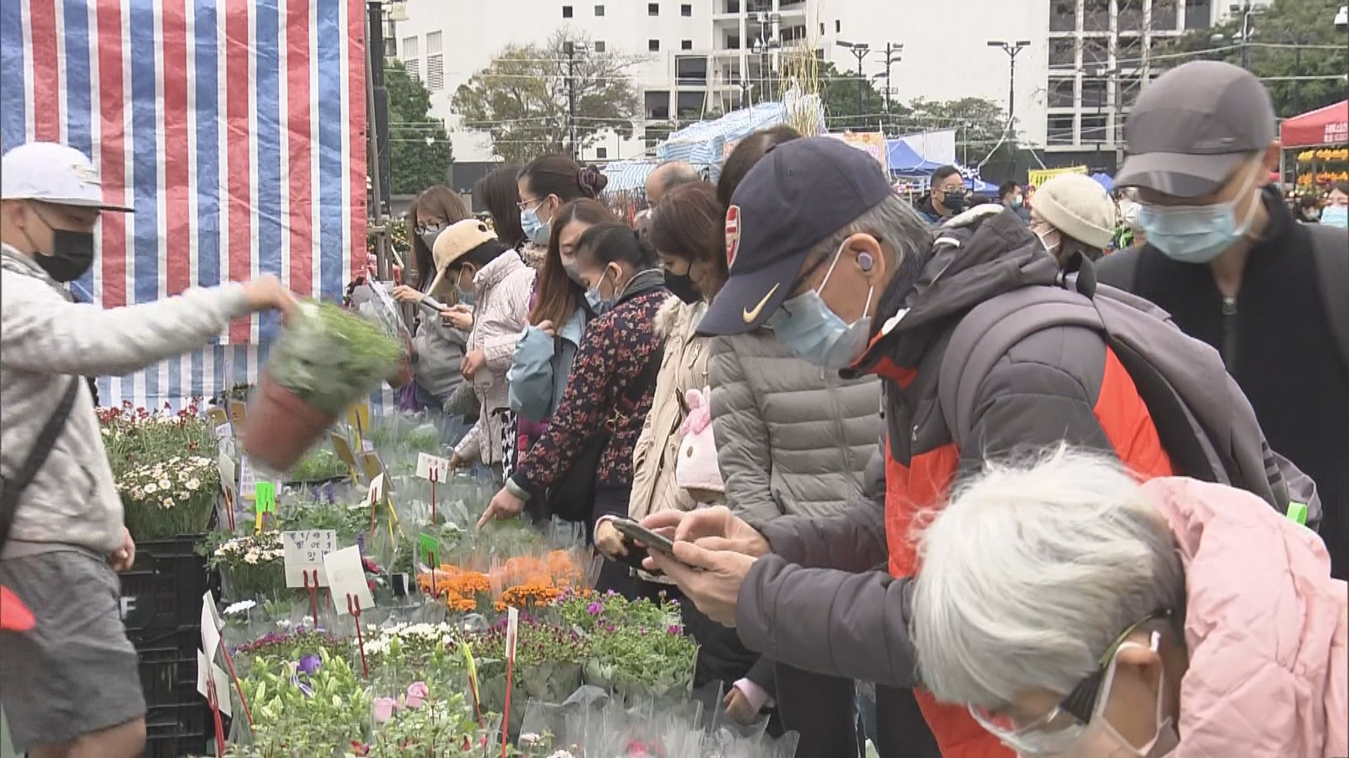 維園年宵市場開幕　有檔主冀今年生意勝往年